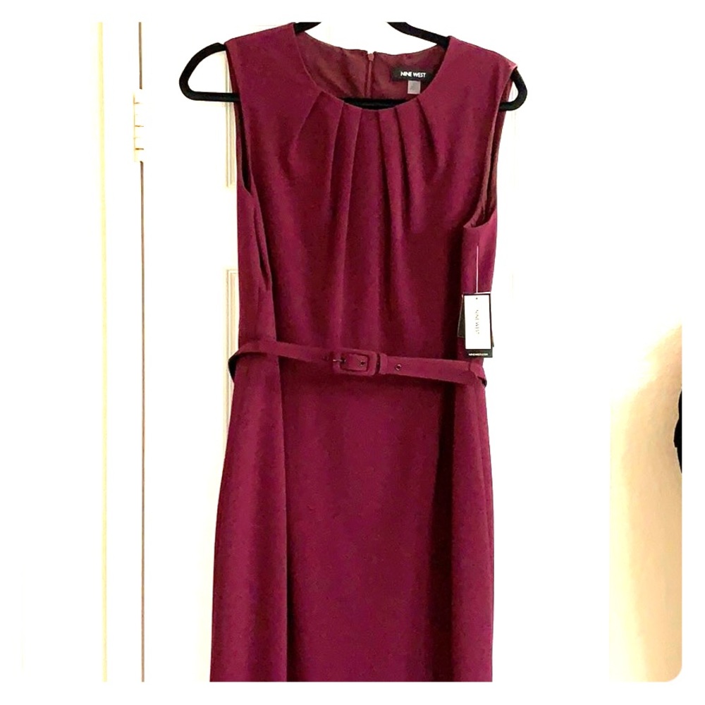 Nine West fitted dress Burgundy Wine color sz 10